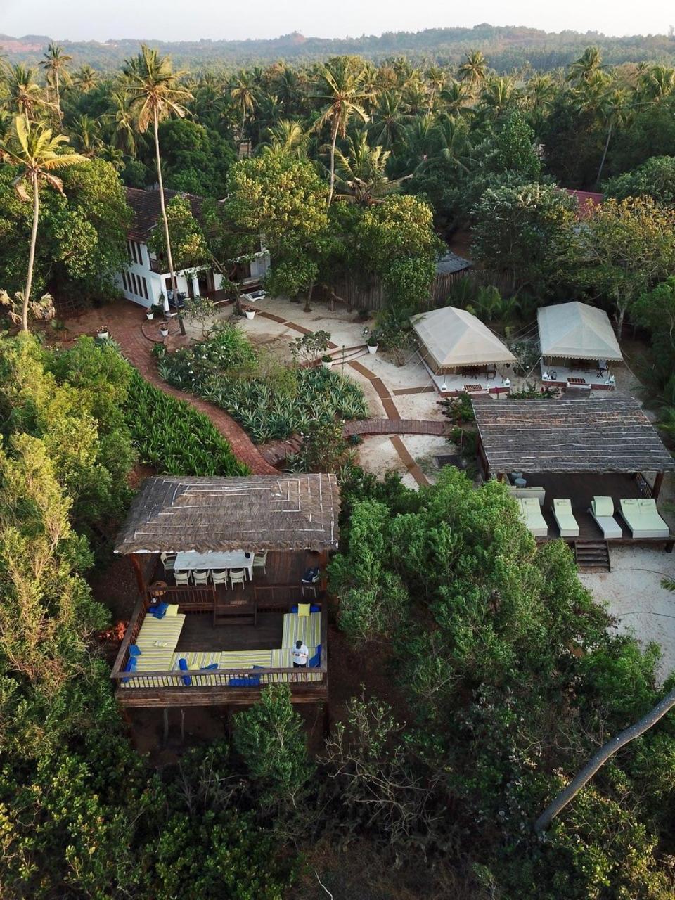 Saffronstays Stella Maris - Luxury Beach Front Villa Near Redi Beach Querim Exteriör bild